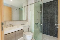 SilverSea (D15), Condominium #590346631